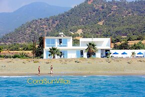 Blue - Beach Front Spectacular Villa Sleeps 10