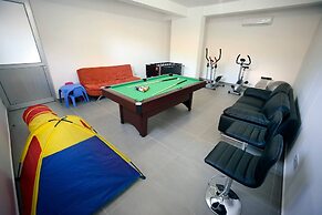 Blue - Beach Front Spectacular Villa Sleeps 10