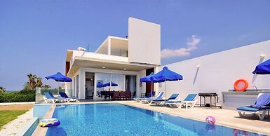 Blue - Beach Front Spectacular Villa Sleeps 10