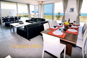 Blue - Beach Front Spectacular Villa Sleeps 10