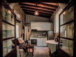 Sanders Arsorama - Cute 1-bdr Apt w/ Shared Patio