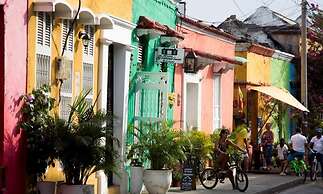4cr-1m 4 Bedroom House In Getsemani With Air Conditioning And Wifi