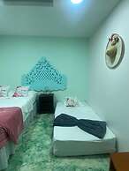 4cr-1m 4 Bedroom House In Getsemani With Air Conditioning And Wifi