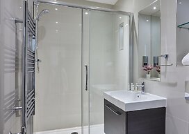 Wembley Stadium by Viridian Apartments