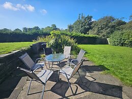 Hawksbridge Bungalow