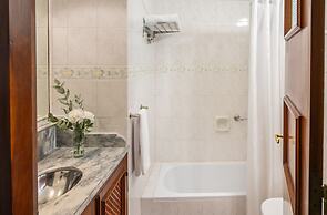 Altos de la Viña, Wine Hotel & Spa