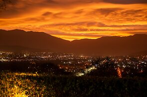 Altos de la Viña, Wine Hotel & Spa