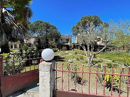 Stylish Maisonette With 3 Bedrooms in Vourvourou, Greece