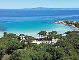 Stylish Maisonette With 3 Bedrooms in Vourvourou, Greece