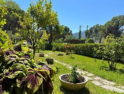 Stylish Maisonette With 3 Bedrooms in Vourvourou, Greece