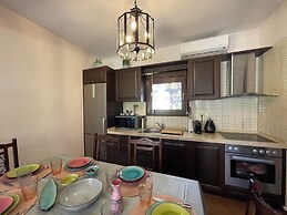 Stylish Maisonette With 3 Bedrooms in Vourvourou, Greece