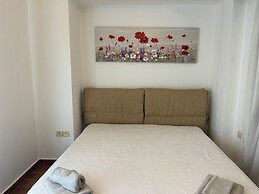 Stylish Maisonette With 3 Bedrooms in Vourvourou, Greece