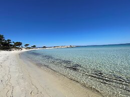 Stylish Maisonette With 3 Bedrooms in Vourvourou, Greece