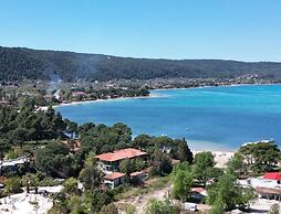 Stylish Maisonette With 3 Bedrooms in Vourvourou, Greece