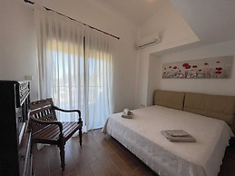 Stylish Maisonette With 3 Bedrooms in Vourvourou, Greece