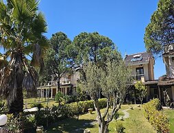 Stylish Maisonette With 3 Bedrooms in Vourvourou, Greece