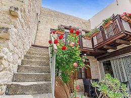 Sanders Arsorama Comfy 1 Bdr Apt w Shared Patio