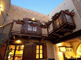 Sanders Arsorama - Sweet 1-bdr Apt w/ Shared Patio