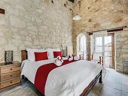 Sanders Arsorama - Sweet 1-bdr Apt w/ Shared Patio