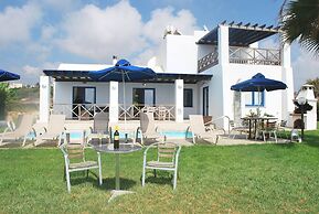 Sea Front Villa, Heated Private Pool, Amazing Location Paphos 323