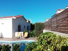 Villa Stefanos, Sea View, Private Pool, Near Sea