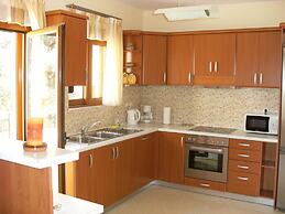 Villa Stefanos, Sea View, Private Pool, Near Sea