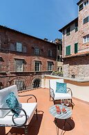 The Healing Garden in Lucca