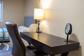 Oregon Jade Lodging- Spacious 2 Bedrooms, Ev Charger, Quite By Stream