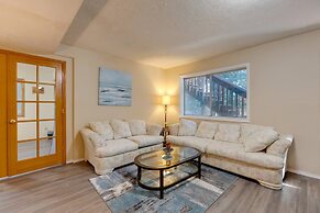 Oregon Jade Lodging- Spacious 2 Bedrooms, Ev Charger, Quite By Stream