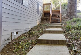 Oregon Jade Lodging- Spacious 2 Bedrooms, Ev Charger, Quite By Stream