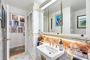 Magnolia on the Hill