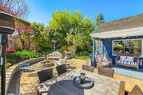 Magnolia on the Hill