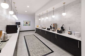 La Quinta Inn & Suites by Wyndham Austin Parmer/Tech Ridge