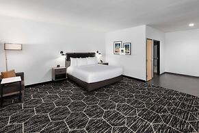 La Quinta Inn & Suites by Wyndham Austin Parmer/Tech Ridge