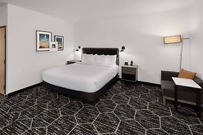 La Quinta Inn & Suites by Wyndham Austin Parmer/Tech Ridge