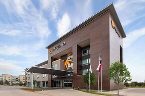 La Quinta Inn & Suites by Wyndham Austin Parmer/Tech Ridge