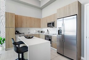 Luxury Condo with Den at Design District