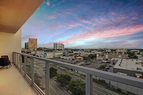 Luxury Condo with Den at Design District