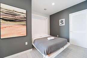 Luxury Condo with Den at Design District