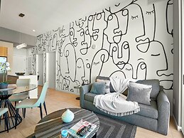 Luxury Condo with Den at Design District