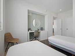 Luxury Condo with Den at Design District