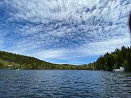Cottage by the Lake Great Tranquility, Without Motor Boats