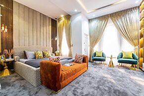 JAYJAY HOMES AND APARTMENT