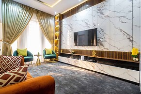 JAYJAY HOMES AND APARTMENT