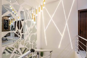 JAYJAY HOMES AND APARTMENT