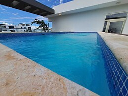 Featuring City Views, 1Br Downtown Stylish 2 Bt Sleeps 2 Wifi Gym Cine