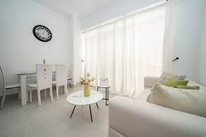 Featuring City Views, 1Br Downtown Stylish 2 Bt Sleeps 2 Wifi Gym Cine