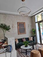 Featuring City Views, 1Br Downtown Stylish 2 Bt Sleeps 2 Wifi Gym Cine