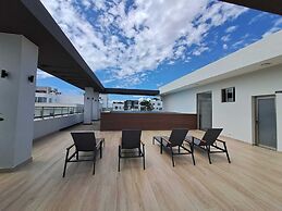 Featuring City Views, 1Br Downtown Stylish 2 Bt Sleeps 2 Wifi Gym Cine