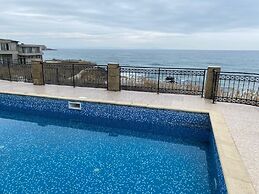 SH Holidays & Health ltd.